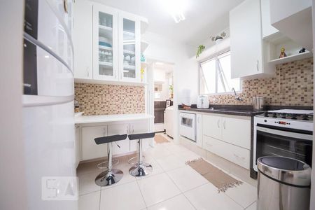 Cozinha de apartamento à venda com 3 quartos, 90m² em Vila Industrial, Campinas