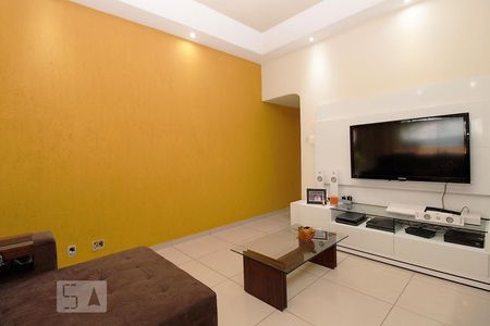 Sala. de apartamento para alugar com 2 quartos, 120m² em Copacabana, Rio de Janeiro