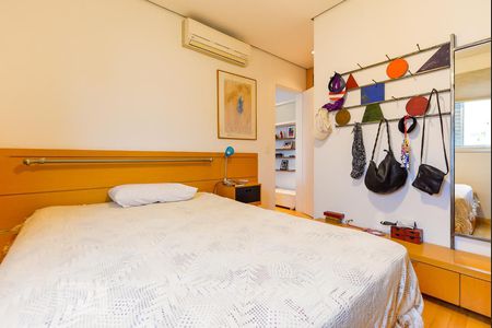 Suíte de apartamento para alugar com 2 quartos, 56m² em Pinheiros, São Paulo