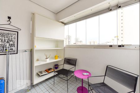 Varanda de apartamento para alugar com 2 quartos, 56m² em Pinheiros, São Paulo