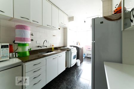 Apartamento para alugar com 70m², 3 quartos e sem vaga Apartamento para alugar com 70m², 3 quartos e sem vagaCozinha