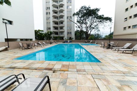 Apartamento para alugar com 70m², 3 quartos e sem vaga Apartamento para alugar com 70m², 3 quartos e sem vagaPiscina