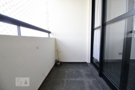 Apartamento para alugar com 65m², 2 quartos e 2 vagasVaranda