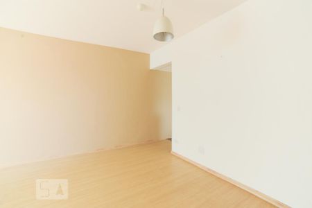 Sala de apartamento para alugar com 2 quartos, 64m² em Jardim Itapeva, São Paulo