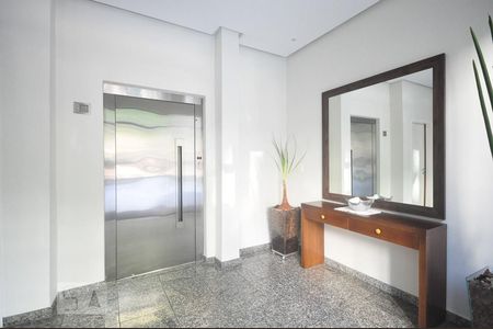 Apartamento para alugar com 105m², 4 quartos e 2 vagasHall Social