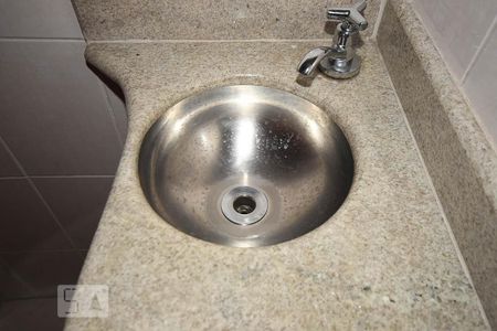 Lavabo de apartamento para alugar com 4 quartos, 105m² em Vila Andrade, São Paulo