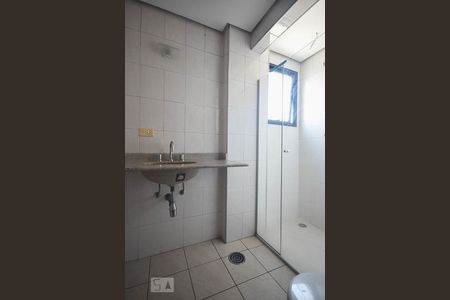 Apartamento para alugar com 105m², 4 quartos e 2 vagas Apartamento para alugar com 105m², 4 quartos e 2 vagasBanheiro