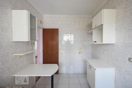 Apartamento para alugar com 105m², 4 quartos e 2 vagas Apartamento para alugar com 105m², 4 quartos e 2 vagasCozinha