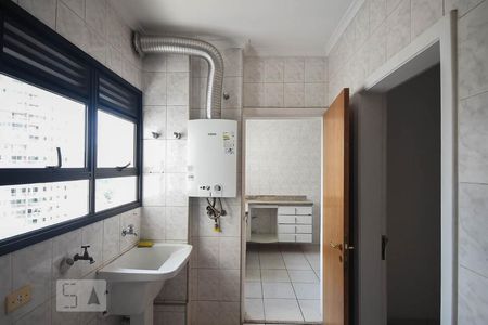 Apartamento para alugar com 105m², 4 quartos e 2 vagas Apartamento para alugar com 105m², 4 quartos e 2 vagasÁrea de Serviço