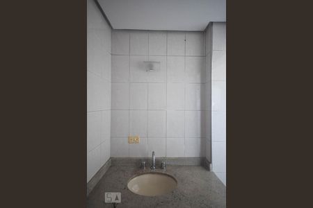 Apartamento para alugar com 105m², 4 quartos e 2 vagas Apartamento para alugar com 105m², 4 quartos e 2 vagasDetalhe do Banheiro