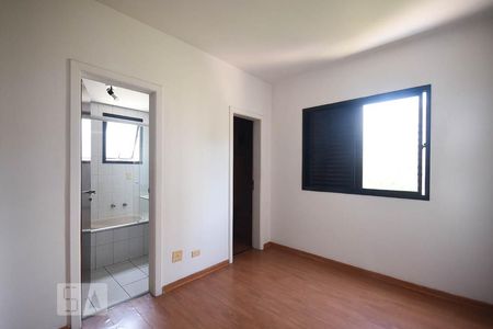 Apartamento para alugar com 105m², 4 quartos e 2 vagas Apartamento para alugar com 105m², 4 quartos e 2 vagasSuíte