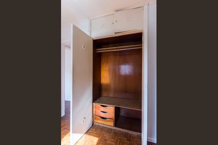 Quarto 2 de apartamento para alugar com 3 quartos, 98m² em Moema, São Paulo