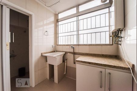 Apartamento à venda com 75m², 3 quartos e 1 vagaÁrea de Serviço