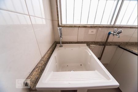 Apartamento à venda com 75m², 3 quartos e 1 vagaÁrea de Serviço