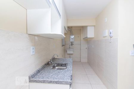Cozinha de apartamento para alugar com 2 quartos, 47m² em Todos Os Santos, Rio de Janeiro
