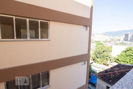 Vista da sala de apartamento para alugar com 2 quartos, 47m² em Todos Os Santos, Rio de Janeiro
