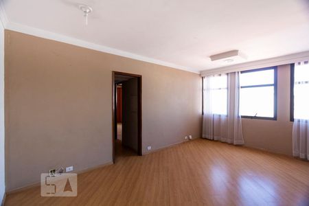 Apartamento para alugar com 90m², 2 quartos e 2 vagasSala