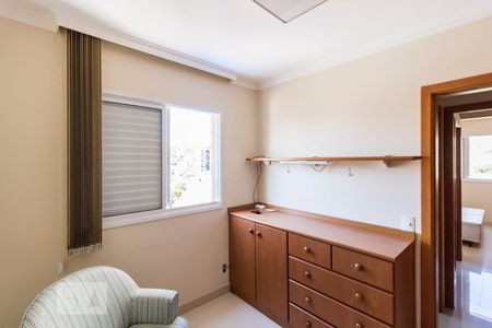 Apartamento para alugar com 93m², 2 quartos e 2 vagasQuarto