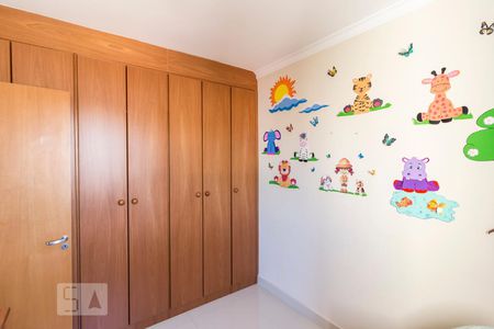 Apartamento para alugar com 93m², 2 quartos e 2 vagasQuarto