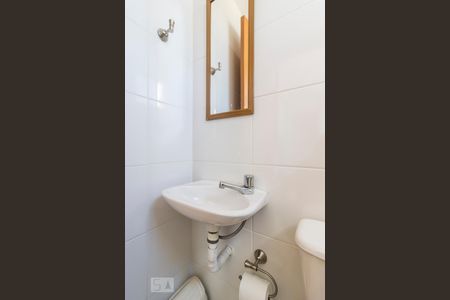 Apartamento para alugar com 93m², 2 quartos e 2 vagasBanheiro de serviço