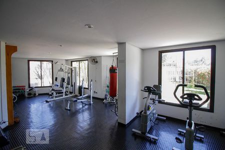 Apartamento à venda com 127m², 3 quartos e 3 vagas Apartamento à venda com 127m², 3 quartos e 3 vagasAcademia