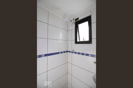 Apartamento à venda com 127m², 3 quartos e 3 vagas Apartamento à venda com 127m², 3 quartos e 3 vagasBanheiro da Serviço