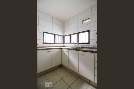 Apartamento à venda com 127m², 3 quartos e 3 vagas Apartamento à venda com 127m², 3 quartos e 3 vagasCozinha