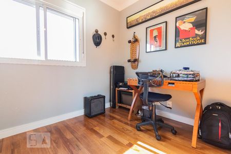 Apartamento à venda com 138m², 3 quartos e 2 vagasSuíte 2