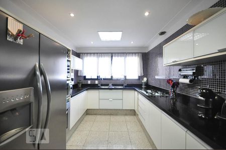 Apartamento para alugar com 340m², 4 quartos e 5 vagasCozinha