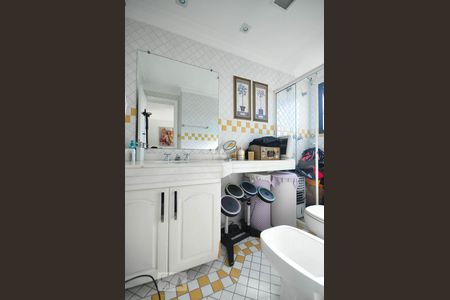 Apartamento para alugar com 340m², 4 quartos e 5 vagasBanheiro suíte 3