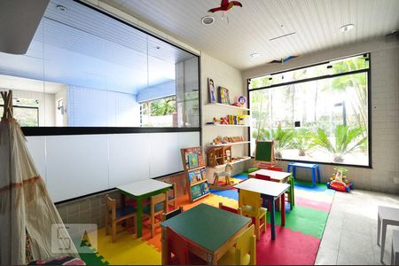 Apartamento para alugar com 340m², 4 quartos e 5 vagasBrinquedoteca