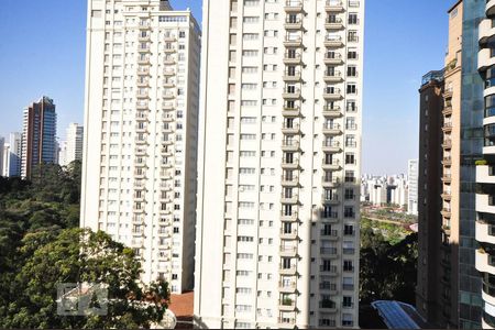 Vista de apartamento para alugar com 4 quartos, 340m² em Paraíso do Morumbi, São Paulo
