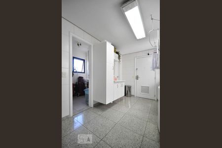 Apartamento para alugar com 340m², 4 quartos e 5 vagasÁrea de serviço