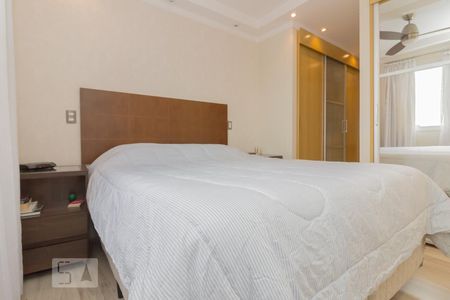 Apartamento à venda com 135m², 4 quartos e 3 vagas Apartamento à venda com 135m², 4 quartos e 3 vagasQuarto suíte 1