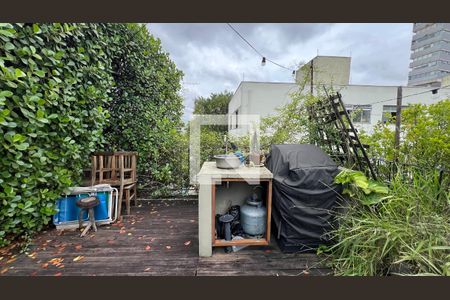 Apartamento à venda com 110m², 1 quarto e 2 vagas Apartamento à venda com 110m², 1 quarto e 2 vagasTerraço