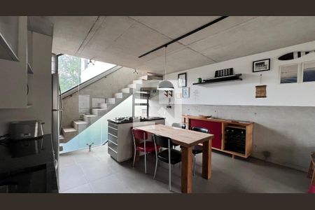 Apartamento à venda com 110m², 1 quarto e 2 vagas Apartamento à venda com 110m², 1 quarto e 2 vagasCozinha