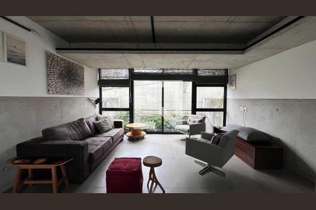 Sala de apartamento à venda com 1 quarto, 110m² em Vila Madalena, São Paulo