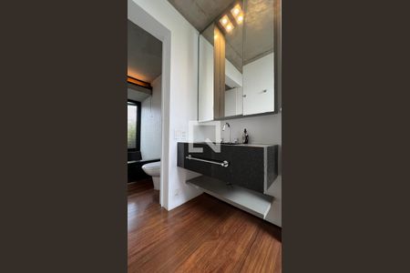 Apartamento à venda com 110m², 1 quarto e 2 vagas Apartamento à venda com 110m², 1 quarto e 2 vagasBanheiro da Suíte