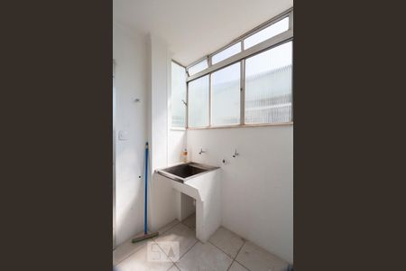 Área de serviço de apartamento para alugar com 3 quartos, 95m² em Vila Guarani (z Sul), São Paulo