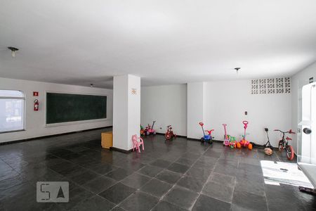Apartamento para alugar com 160m², 4 quartos e 2 vagas Apartamento para alugar com 160m², 4 quartos e 2 vagasBrinquedoteca
