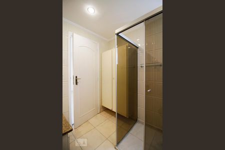 Apartamento para alugar com 160m², 4 quartos e 2 vagas Apartamento para alugar com 160m², 4 quartos e 2 vagasBanheiro da Suíte