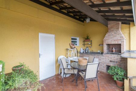 Apartamento para alugar com 180m², 2 quartos e 2 vagas Apartamento para alugar com 180m², 2 quartos e 2 vagasCobertura Churrasqueira