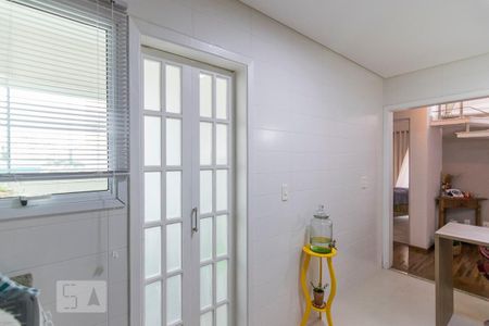 Apartamento para alugar com 180m², 2 quartos e 2 vagas Apartamento para alugar com 180m², 2 quartos e 2 vagasCozinha