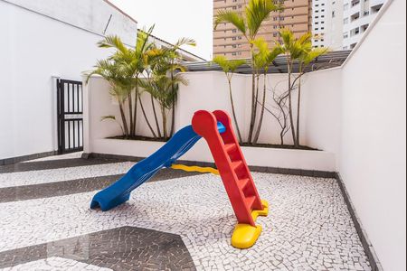 Apartamento à venda com 40m², 1 quarto e 1 vaga Apartamento à venda com 40m², 1 quarto e 1 vagaPlayground