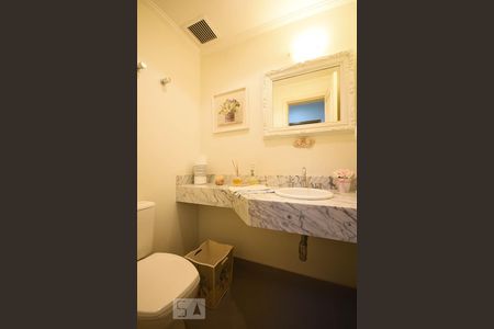 Apartamento para alugar com 212m², 4 quartos e 3 vagasLavabo