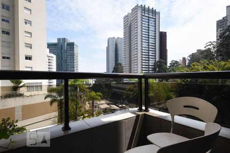 Apartamento para alugar com 212m², 4 quartos e 3 vagasVaranda da suíte 1