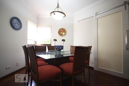 Apartamento para alugar com 212m², 4 quartos e 3 vagasSala de jantar