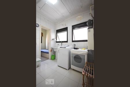 Apartamento para alugar com 212m², 4 quartos e 3 vagasÁrea de serviço