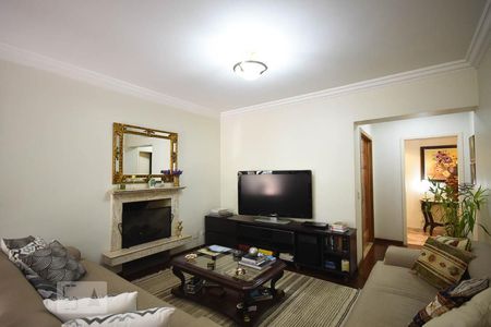 Apartamento para alugar com 212m², 4 quartos e 3 vagasSala