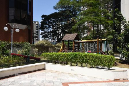 Apartamento para alugar com 212m², 4 quartos e 3 vagasPlayground